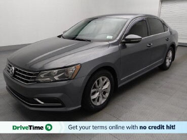 2016 Volkswagen Passat in Jacksonville, FL 32225