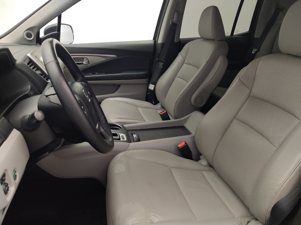 2019 Honda Ridgeline in Hialeah, FL 33014 - 18066439 17