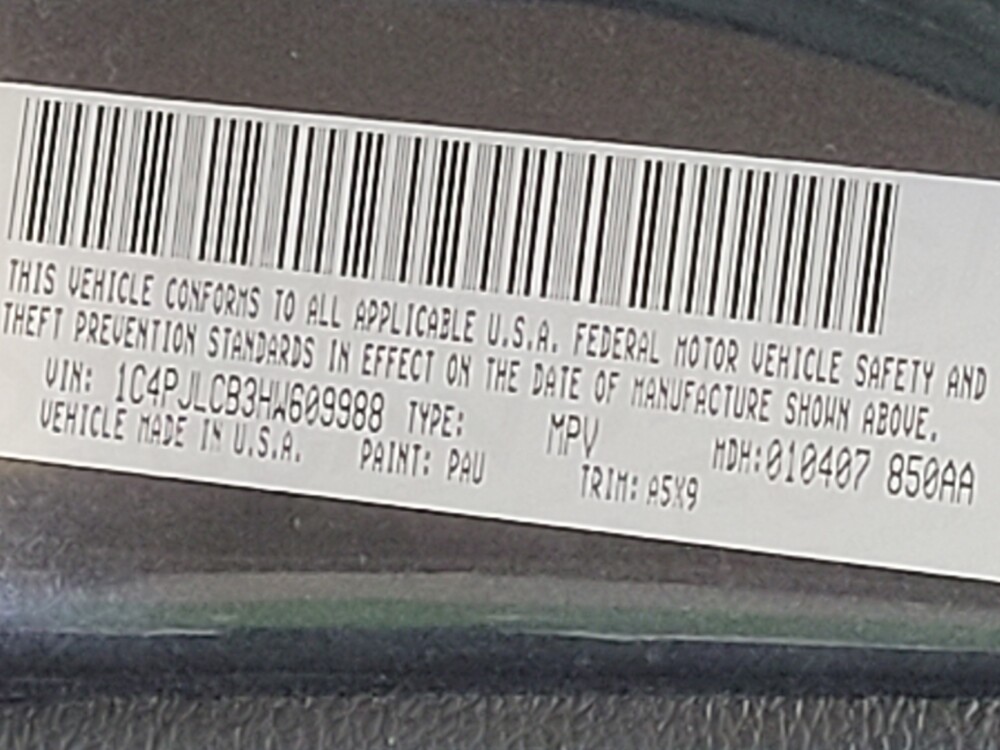 2017 Jeep Cherokee in Bradenton, FL 34207 - 18066467 33