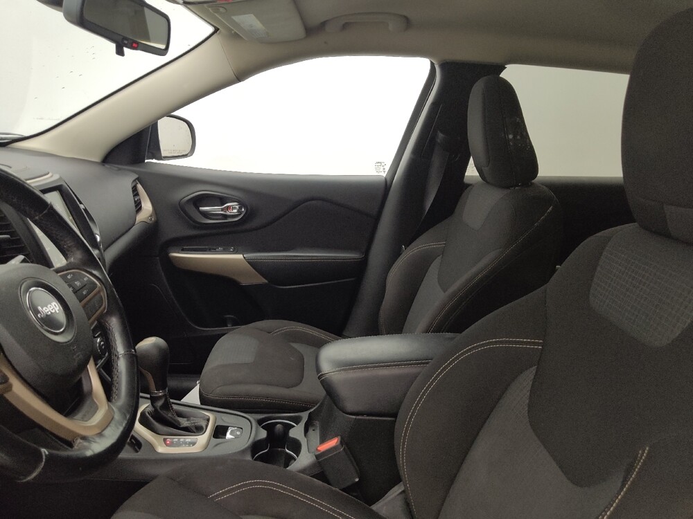 2017 Jeep Cherokee in Bradenton, FL 34207 - 18066467 17