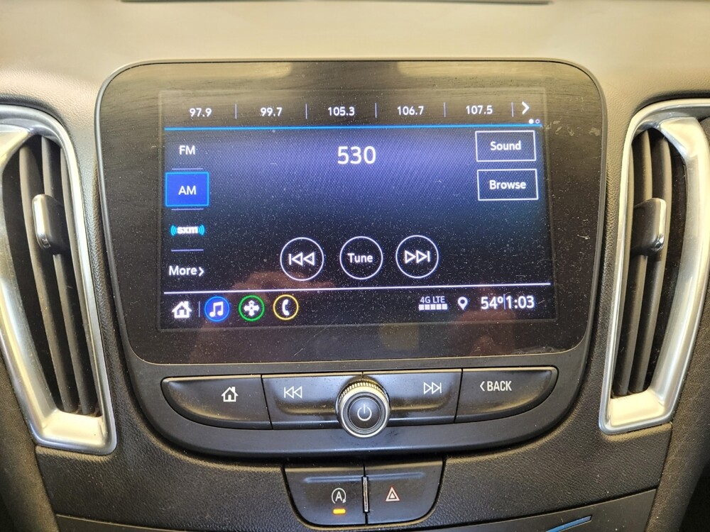 2020 Chevrolet Malibu in Fairfield, OH 45014 - 18066499 25