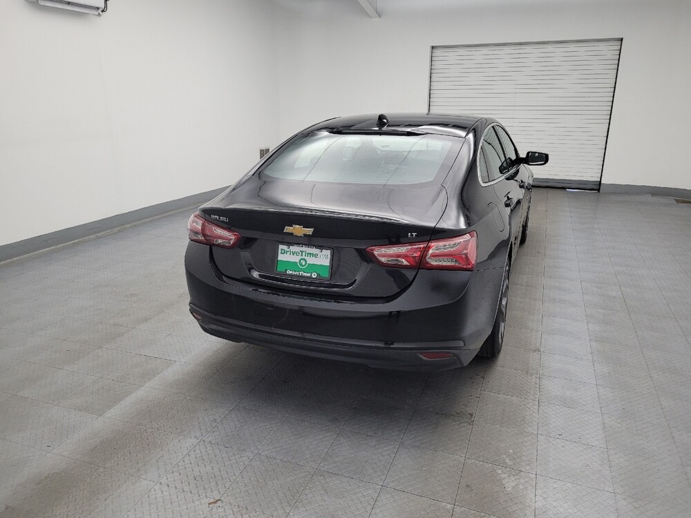 2020 Chevrolet Malibu in Fairfield, OH 45014 - 18066499 7