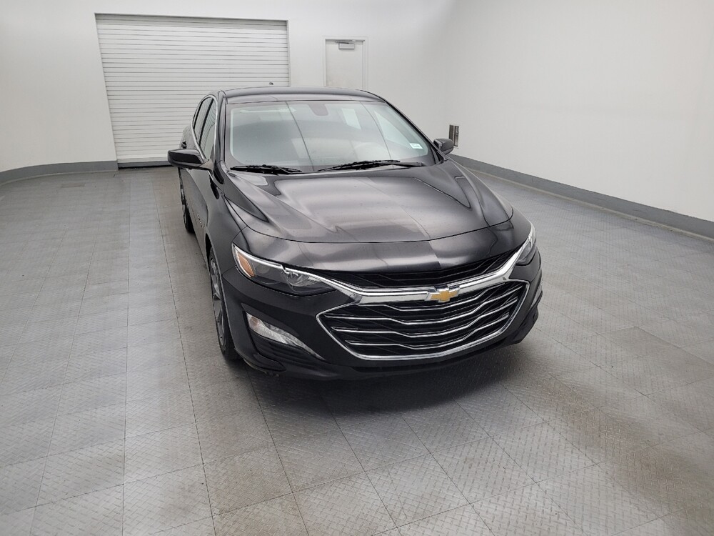2020 Chevrolet Malibu in Fairfield, OH 45014 - 18066499 14