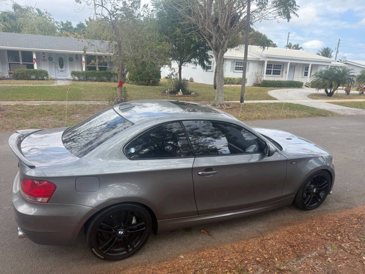 2011 BMW 135i in Hollywood, FL 33023-1906 - 18066530 22