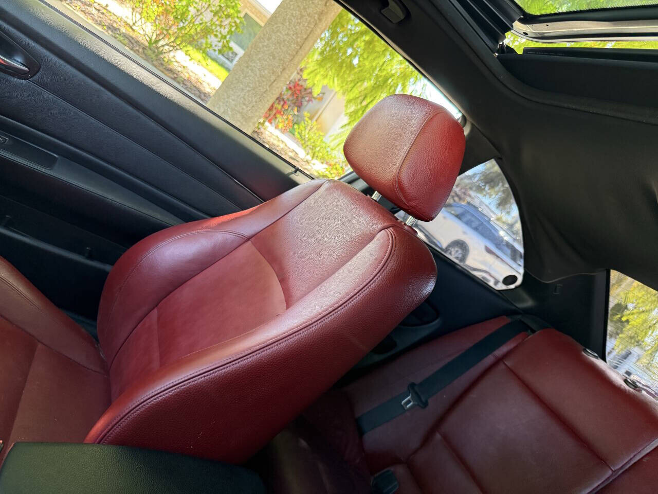 2011 BMW 135i in Hollywood, FL 33023-1906 - 18066530 26