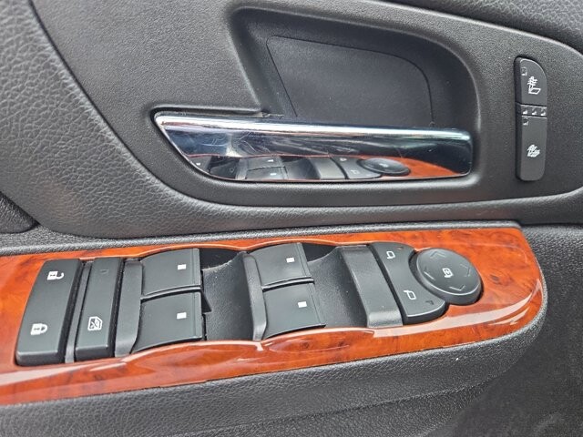 2014 Chevrolet Suburban in Virginia Beach, VA 23464 - 18066534 7