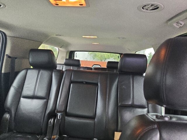 2014 Chevrolet Suburban in Virginia Beach, VA 23464 - 18066534 5