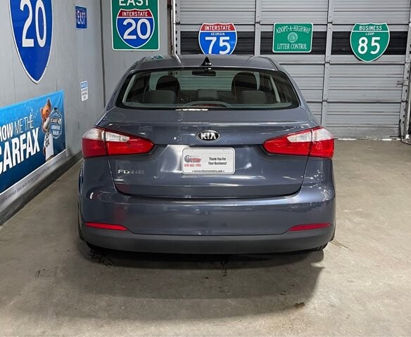 2016 Kia Forte in Conyers, GA 30094 - 18066537 6