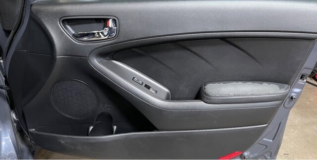 2016 Kia Forte in Conyers, GA 30094 - 18066537 16