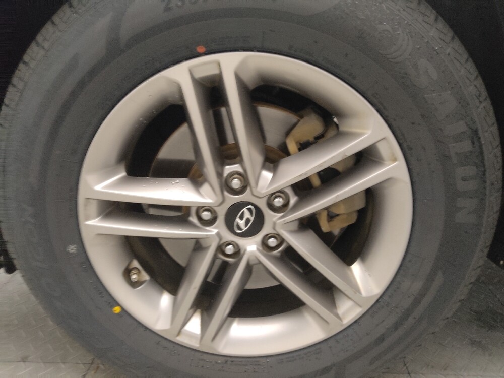 2018 Hyundai Santa Fe in Marietta, GA 30062 - 18066586 31