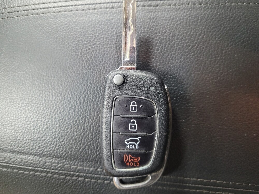 2018 Hyundai Santa Fe in Marietta, GA 30062 - 18066586 32