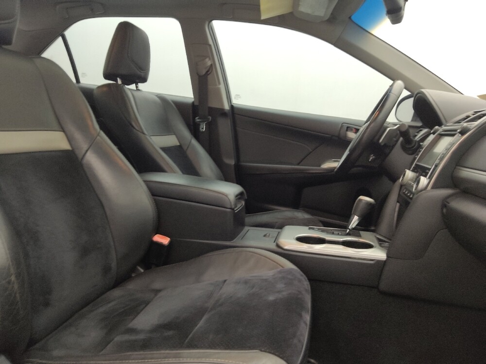 2014 Toyota Camry in Tallahassee, FL 32304 - 18066621 21