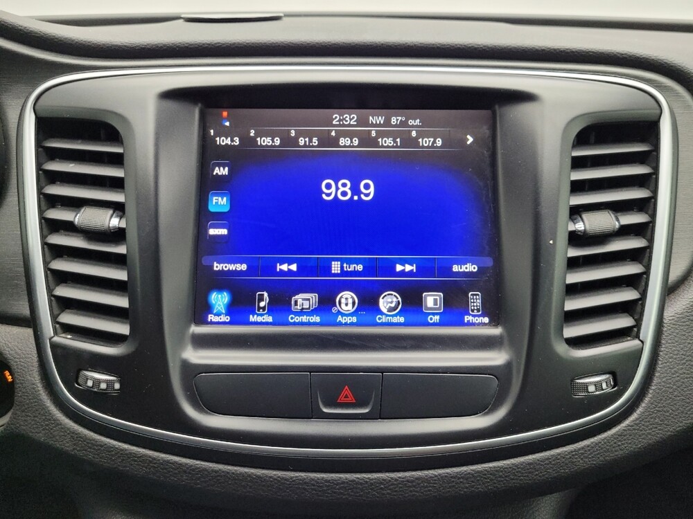 2016 Chrysler 200 in Reno, NV 89502 - 18066643 25