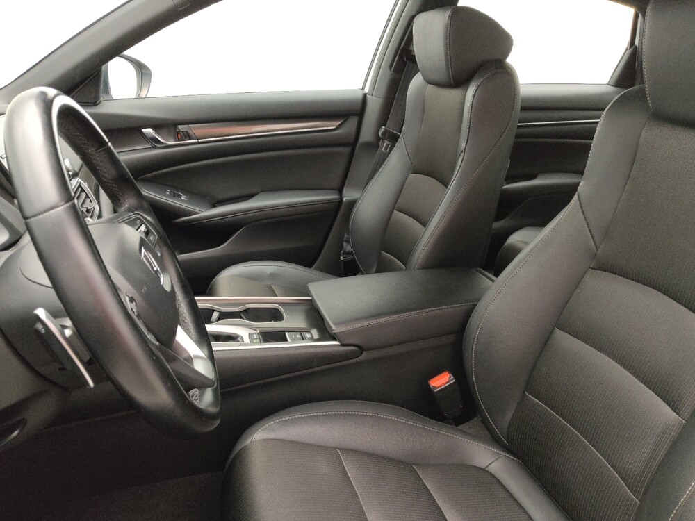 2020 Honda Accord in Gainesville, FL 32609 - 18066673 17