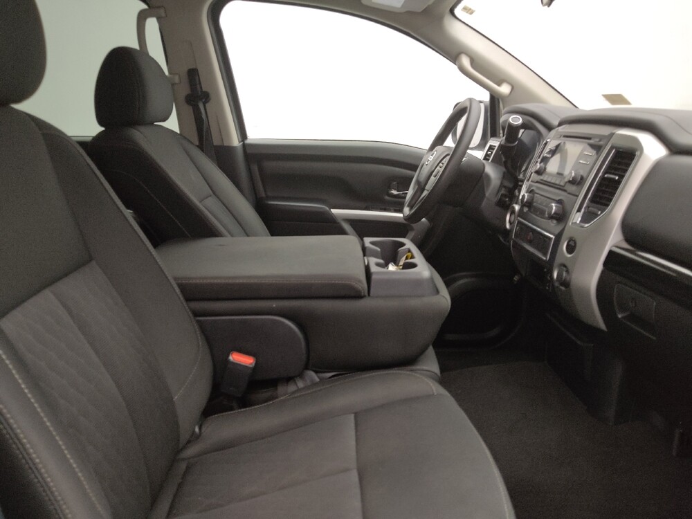 2017 Nissan Titan in Columbia, SC 29210 - 18066679 21