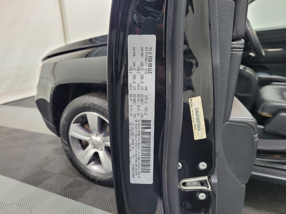 2017 Jeep Compass in Allentown, PA 18103 - 18066729 33