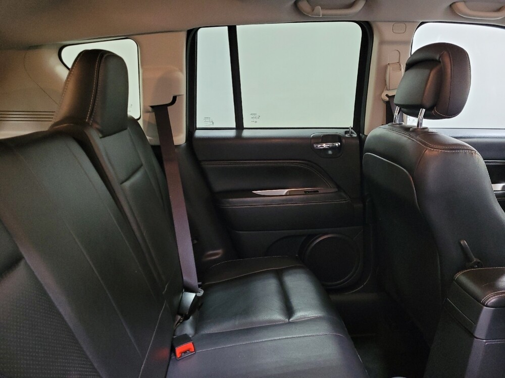 2017 Jeep Compass in Allentown, PA 18103 - 18066729 19