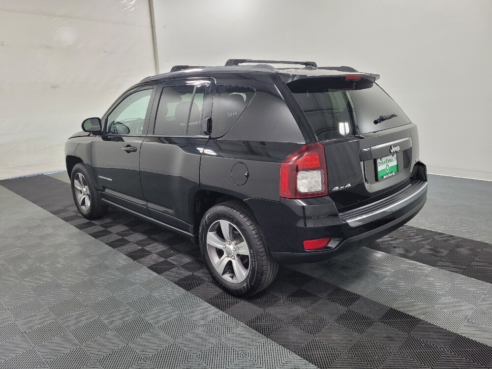 2017 Jeep Compass in Allentown, PA 18103 - 18066729 3