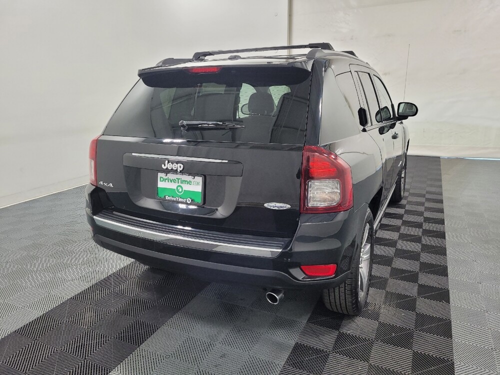 2017 Jeep Compass in Allentown, PA 18103 - 18066729 9