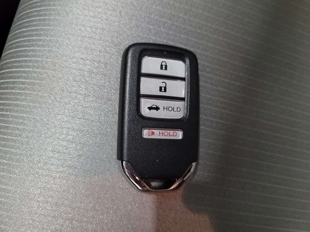 2018 Honda Accord in Pittsburgh, PA 15236 - 18066736 32