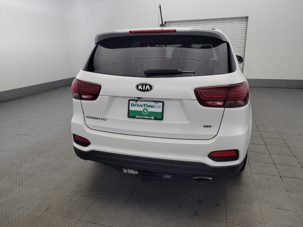 2019 Kia Sorento in Plymouth Meeting, PA 19462 - 18066737 7