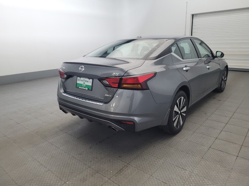2021 Nissan Altima in Owings Mills, MD 21117 - 18066743 9