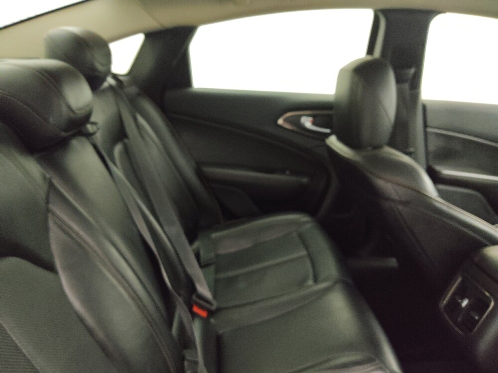 2015 Chrysler 200 in Tallahassee, FL 32304 - 18066752 19