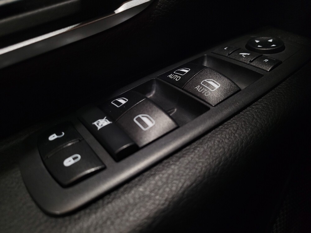 2019 RAM 1500 in Lauderdale Lakes, FL 33313 - 18066777 27