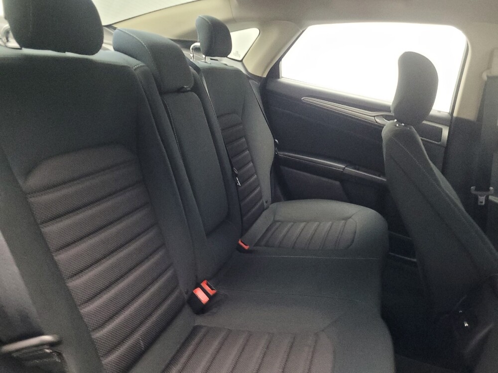 2019 Ford Fusion in Chattanooga, TN 37421 - 18066797 19