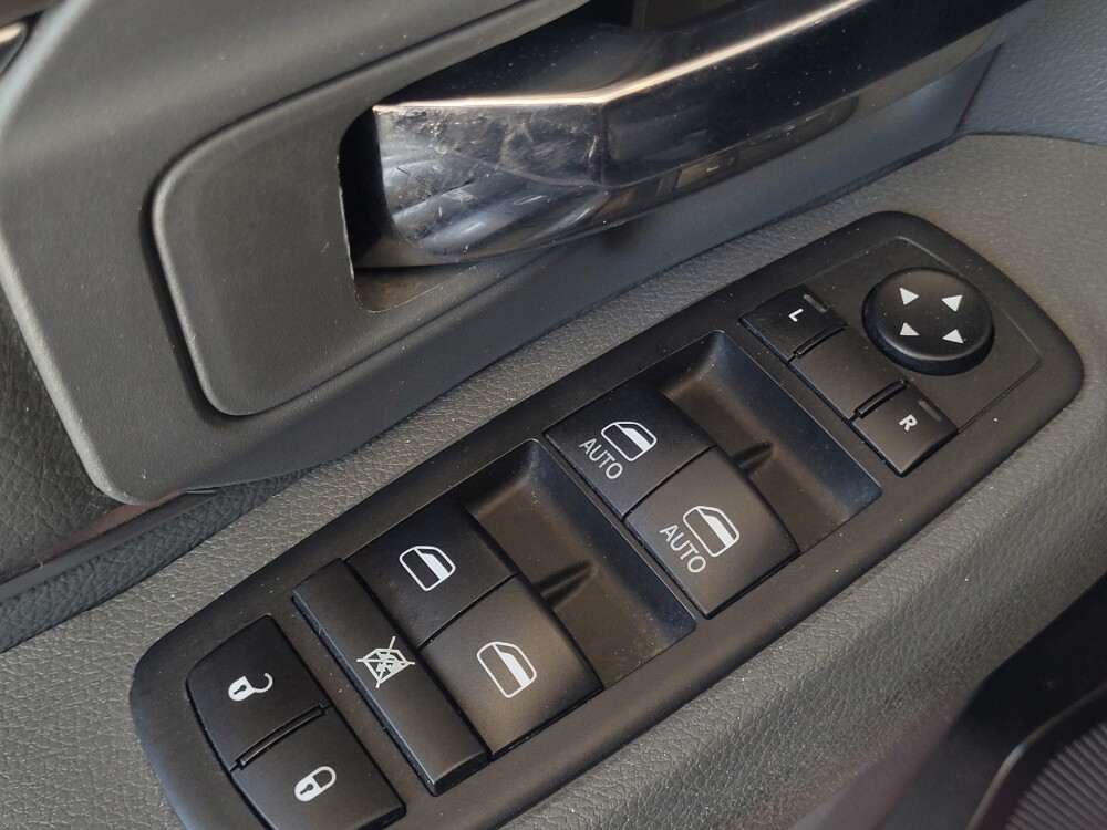 2020 RAM 1500 in Tampa, FL 33619 - 18066809 27