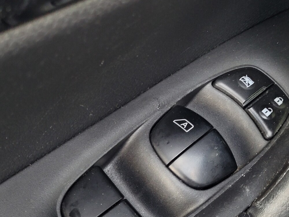 2018 Nissan Rogue in Fort Myers, FL 33907 - 18066855 27