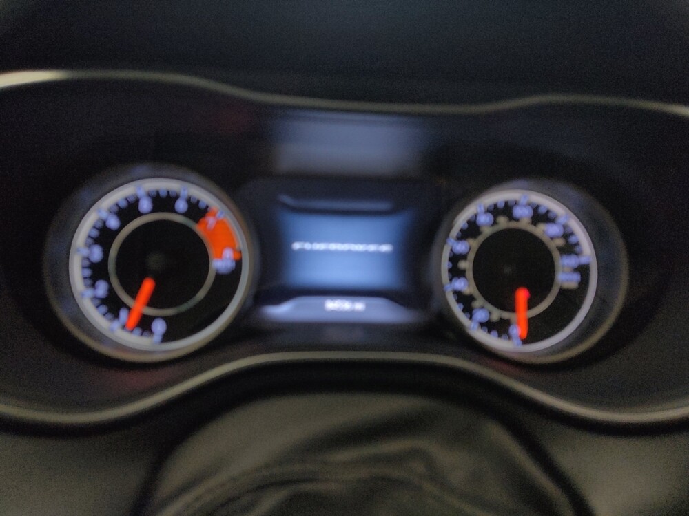 2019 Jeep Cherokee in Bradenton, FL 34207 - 18066925 23