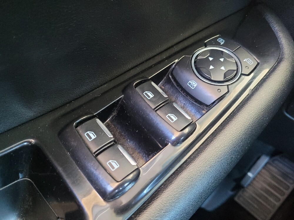 2015 Ford Edge in Fairfield, OH 45014 - 18066950 27