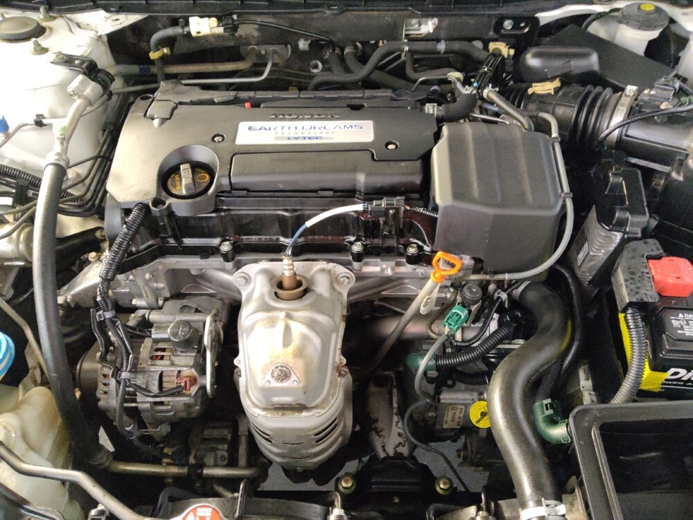 2014 Honda Accord in Live Oak, TX 78233 - 18066963 30