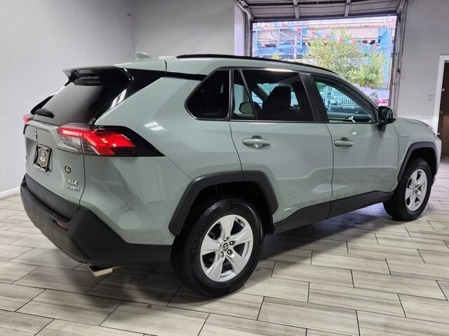 2021 Toyota RAV4 in Cinnaminson, NJ 08077 - 18066965 5