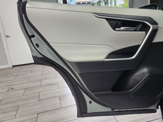 2021 Toyota RAV4 in Cinnaminson, NJ 08077 - 18066965 12