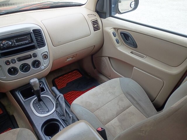 2005 Ford Escape in Hudson, FL 34669 - 18066988 14