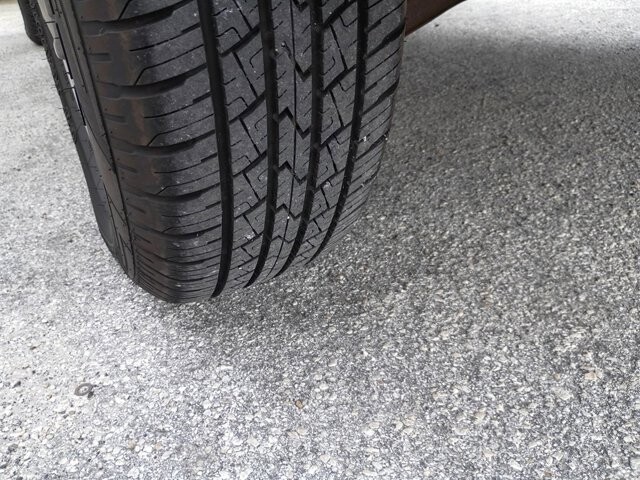 2005 Ford Escape in Hudson, FL 34669 - 18066988 17