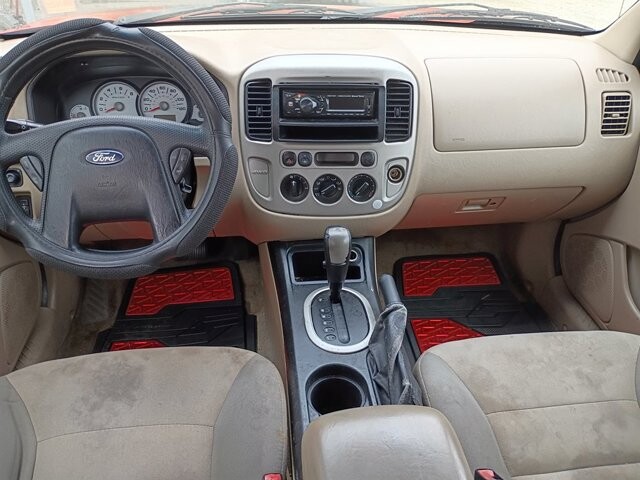 2005 Ford Escape in Hudson, FL 34669 - 18066988 13