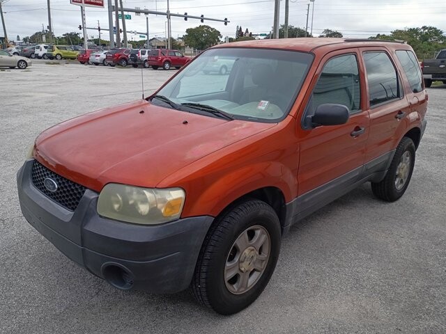 2005 Ford Escape in Hudson, FL 34669 - 18066988 4