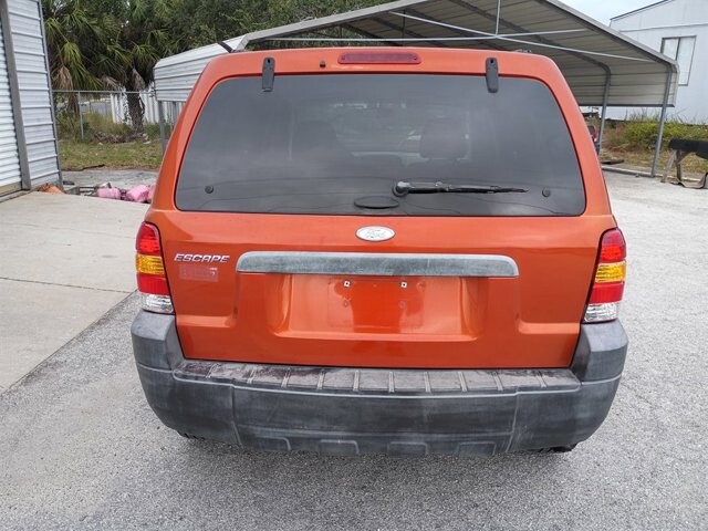 2005 Ford Escape in Hudson, FL 34669 - 18066988 7