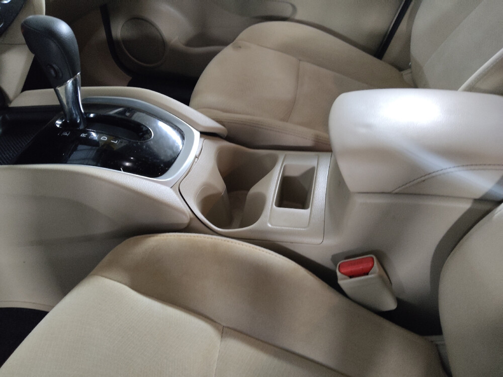 2016 Nissan Rogue in Union City, GA 30291 - 18067000 26