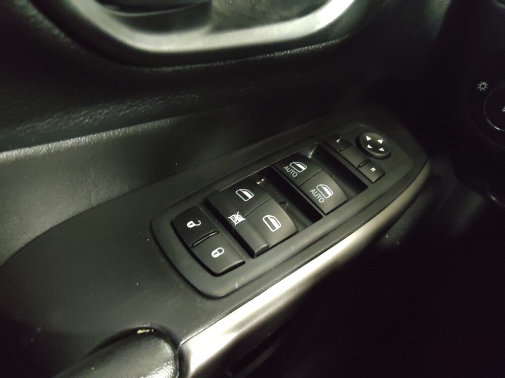 2020 Jeep Cherokee in Union City, GA 30291 - 18067029 27