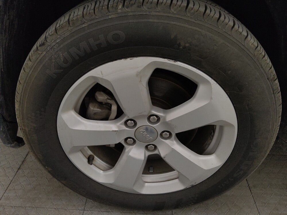 2019 Jeep Compass in Tampa, FL 33612 - 18067048 31