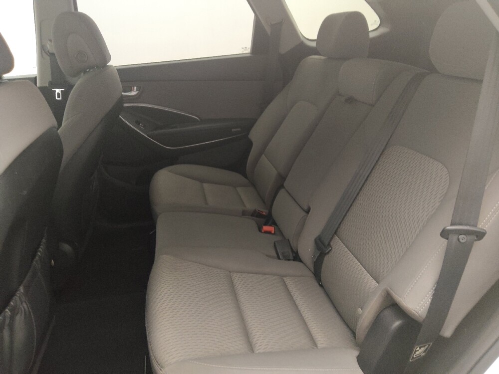 2016 Hyundai Santa Fe in Pensacola, FL 32505 - 18067063 18