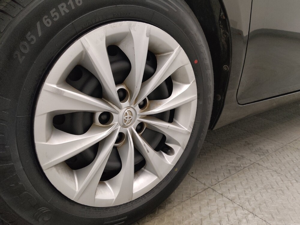 2017 Toyota Camry in West Palm Beach, FL 33409 - 18067068 31