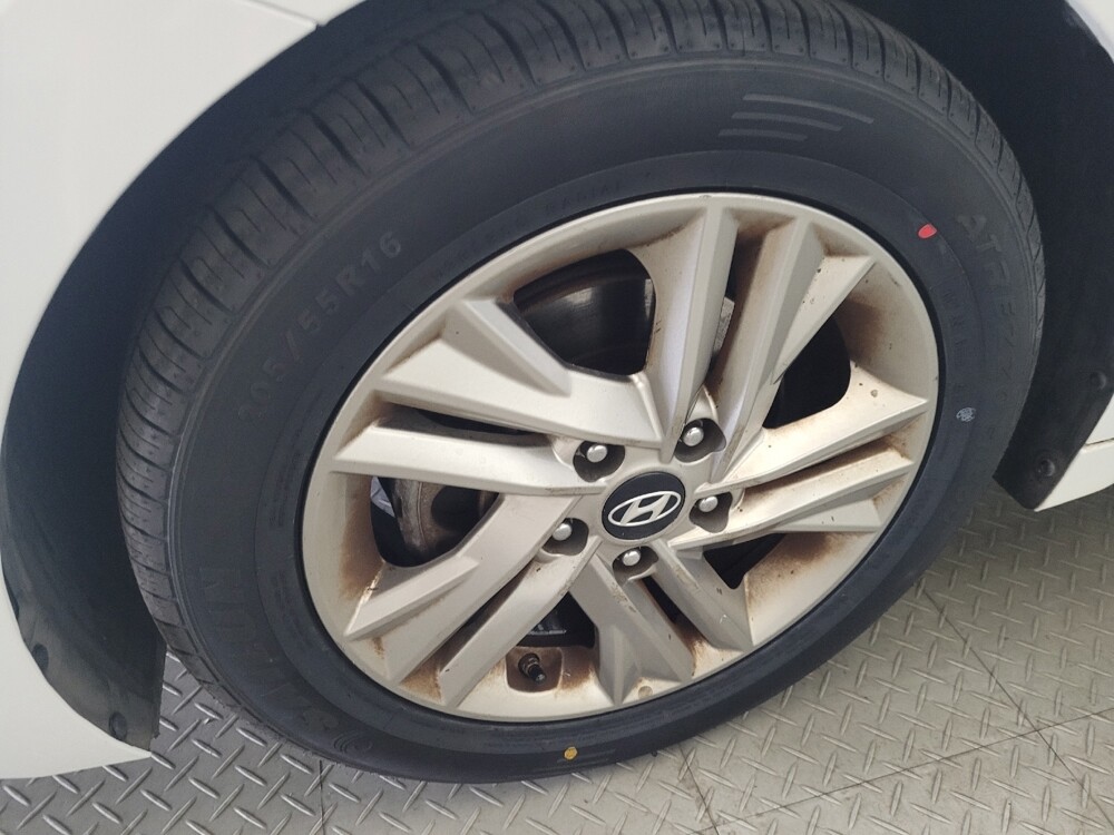 2019 Hyundai Elantra in Woodbridge, VA 22191 - 18067122 31