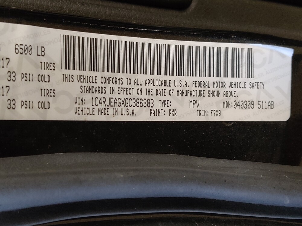 2016 Jeep Grand Cherokee in Kissimmee, FL 34744 - 18067126 33