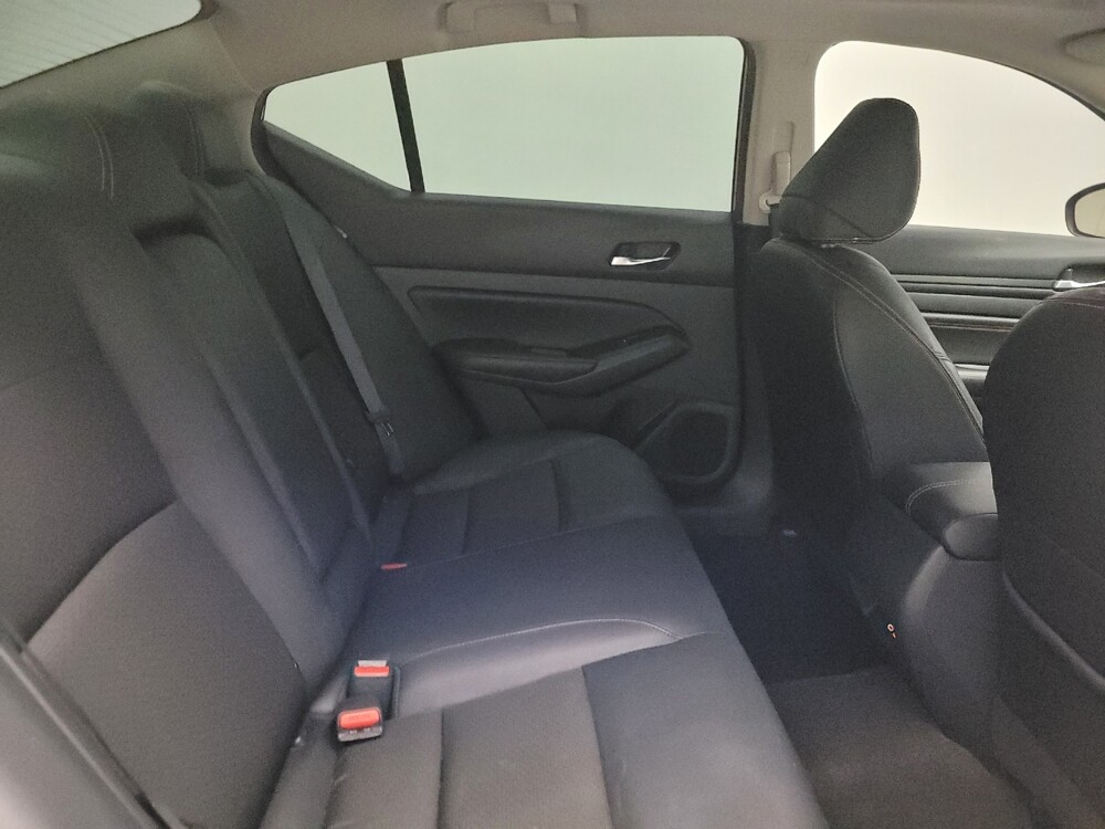 2022 Nissan Altima in Peoria, IL 61615 - 18067139 19