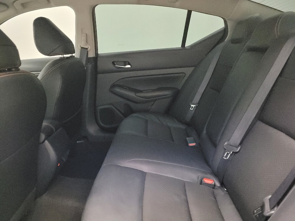 2022 Nissan Altima in Peoria, IL 61615 - 18067139 18